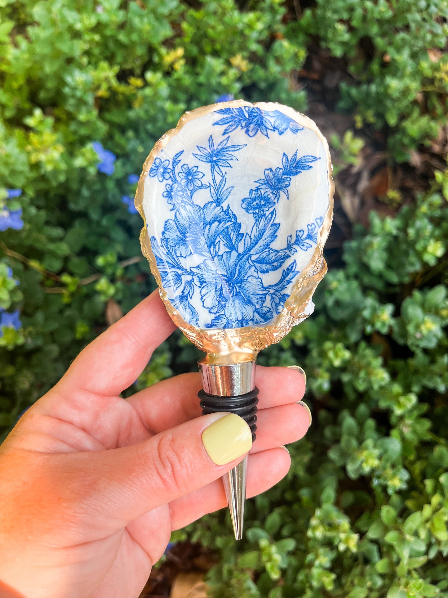 Blue and White Chinoiserie Oyster Wine Stopper